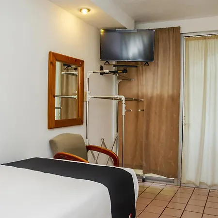 Capital O Hotel Dos Mares, Cabo San Lucas Extérieur photo